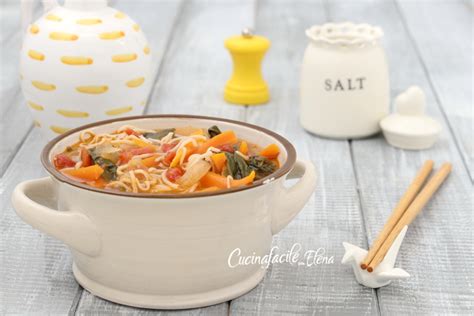  La Zuppa di Noodles alle Patate Piccanti: Un Sogno Cremoso Incontrato con una Scossa di Spezie!