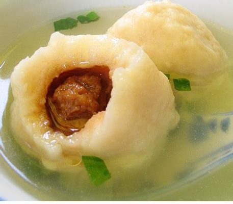  Fuzhou Fish Balls: Una Sinfonia di Sapori Delicati e una Consistenza Soffice che Si Scioglie in Bocca!